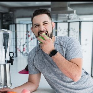 Meet your Posher, Carlos